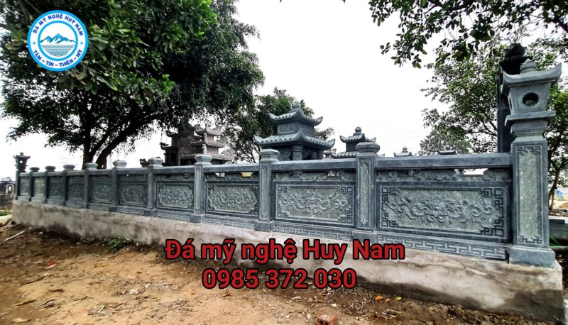 Lắp đặt khu lăng mộ đá xanh rêu gia đình Chú Khai – Công ty CP Khai Sơn tại Thuận Thành – Bắc Ninh
