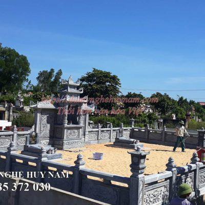 Lắp đặt khu lăng mộ gia đình cụ ông Hoàng Trọng Yến tại Hoàn Lão-Quảng Bình T6/2021