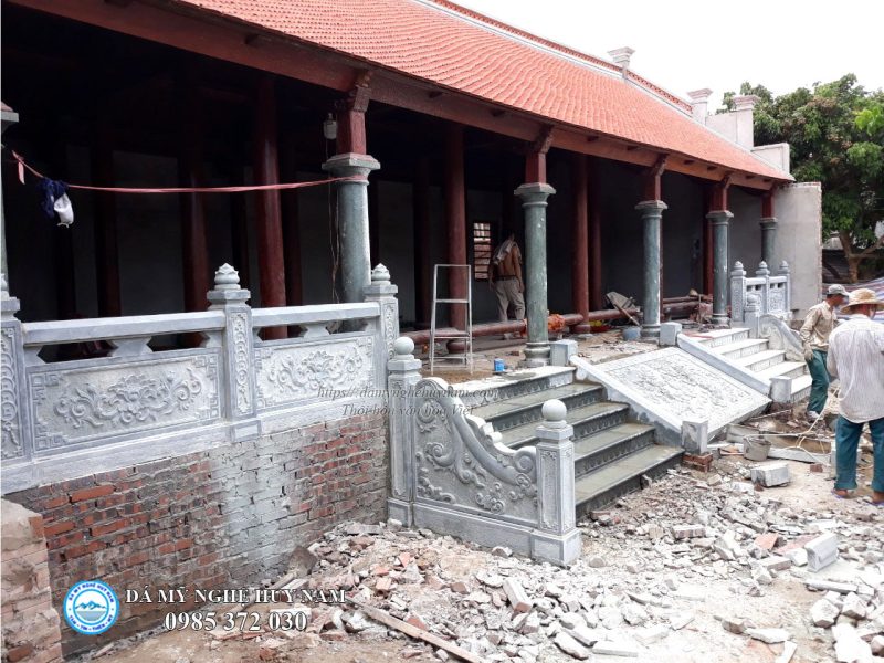 Công trình lắp đặt các hạng mục đá cho nhà thờ gia tiên đẹp của gia đình anh Lê Đức Thọ tại Thanh Hóa