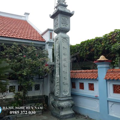 Lắp đặt cột đồng trụ và cuốn thư đá đẹp cho nhà thờ họ gia đình anh Sinh tại Đồng Tiến – Quỳnh Phụ – Thái Bình
