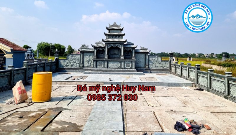 Lăng thờ cánh đá 3 mái khu lăng mộ họ Nguyễn Xuân tại Nam Trực- Nam Định