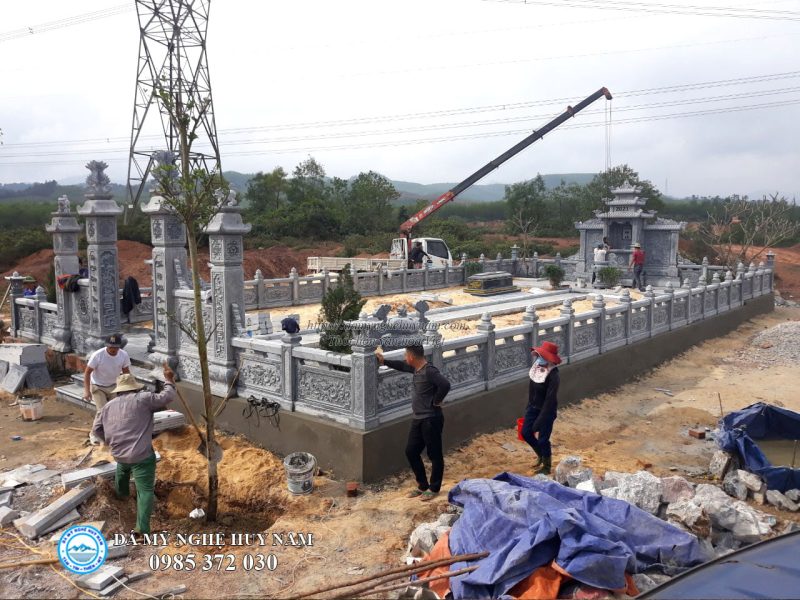 Công trình lắp đặt khu lăng mộ đá đẹp tại Quảng Bình