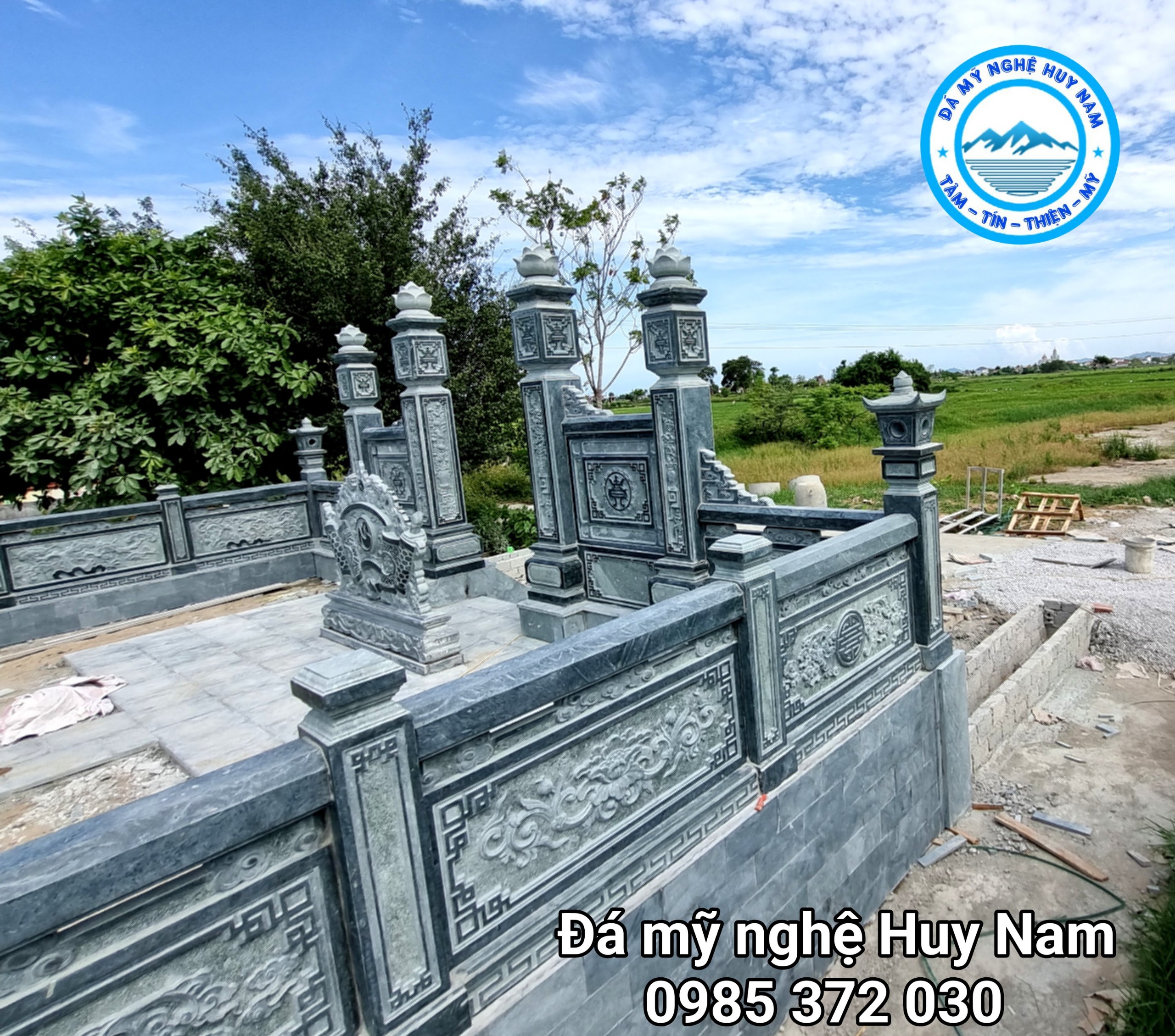 Khu lăng mộ gia đình chú Chinh tại Nghệ An