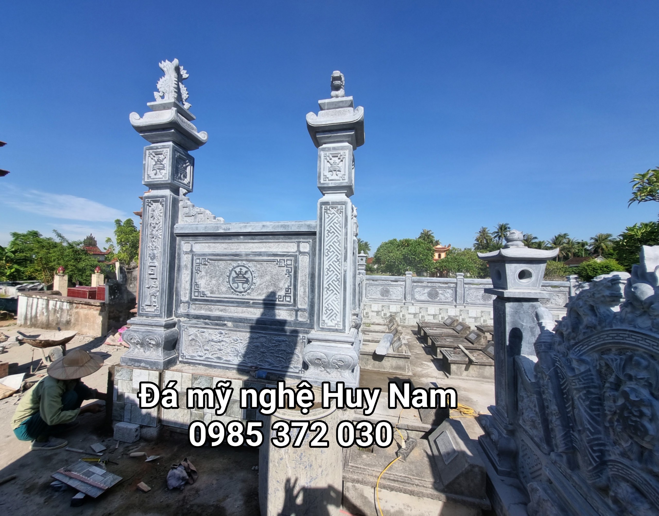Khu lăng mộ đá chi Họ Đậu Vĩnh Lại tại xã Diễn Phong - Diễn Châu - Nghệ An
